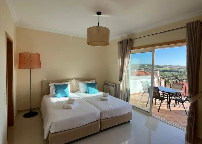 Апартаменты Sea Breeze Escape